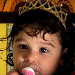 Meet your Posher, Yunia